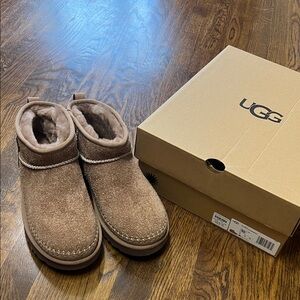 UGG women classic ultra Boots